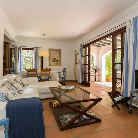 Beautiful With Private Pool, Garden & Forest *