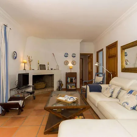 Beautiful With Private Pool, Garden & Forest Appartement Es Mercadal