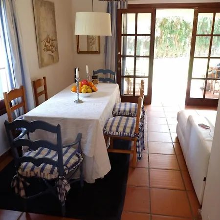 Beautiful With Private Pool, Garden & Forest