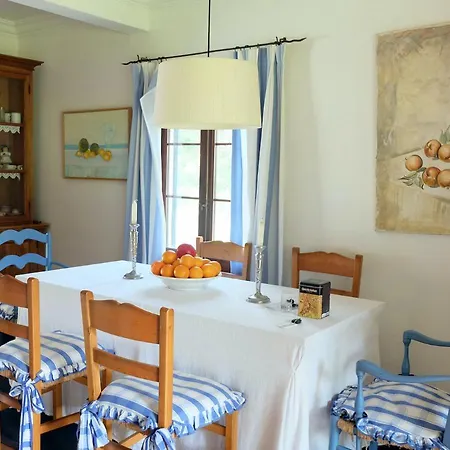 Beautiful With Private Pool, Garden & Forest Apartment *