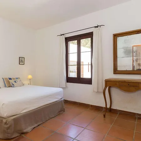 Beautiful With Private Pool, Garden & Forest