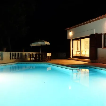 Beautiful With Private Pool, Garden & Forest Apartamento