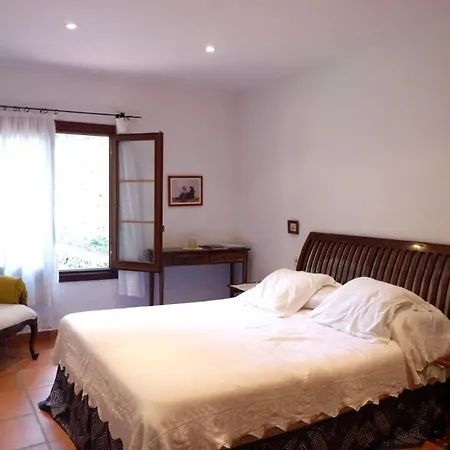Apartamento Beautiful With Private Pool, Garden & Forest
