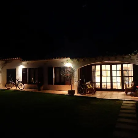 Beautiful With Private Pool, Garden & Forest Apartamento Es Mercadal