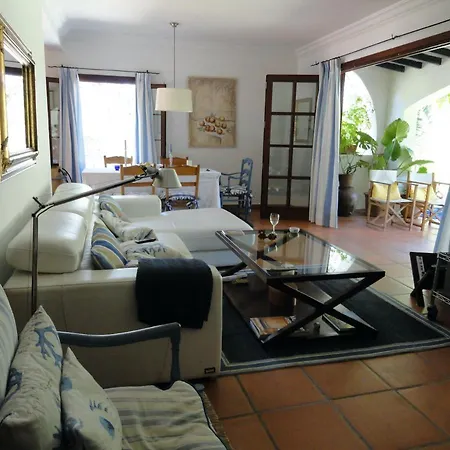 Apartamento Beautiful With Private Pool, Garden & Forest *