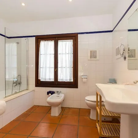 Beautiful With Private Pool, Garden & Forest * Es Mercadal